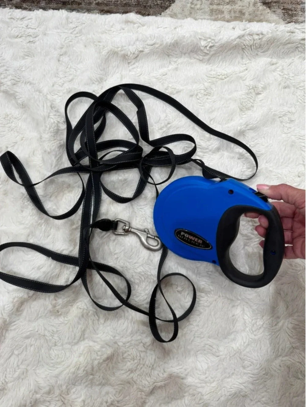 Dog Leash. Retractable. Up to 110 lbs.